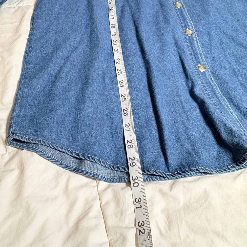 Bobbie Brooks Blue Denim Shirt with Embroidered Christmas Teddy Bears Size 18/20 - Picture 11 of 16